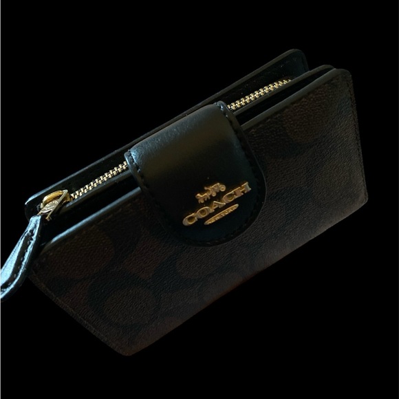 Coach Light & Dark Brown Signature Canvas w/Black Leather Medium Wallet - Picture 2 of 7